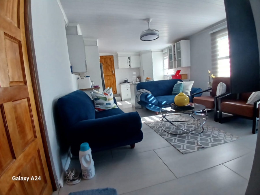 To Let 3 Bedroom Property for Rent in Cambridge West Eastern Cape